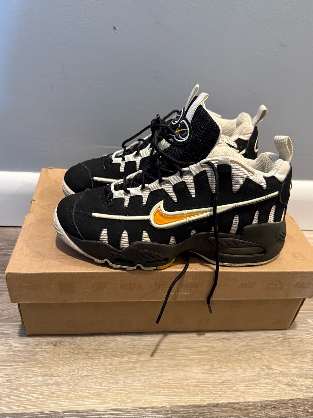 Nike Air Max NM kids GS size 4Y